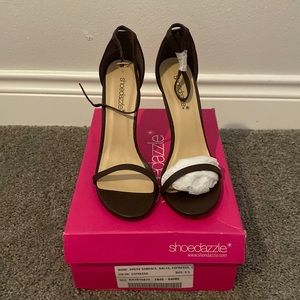 Shoedazzle brown strappy pump